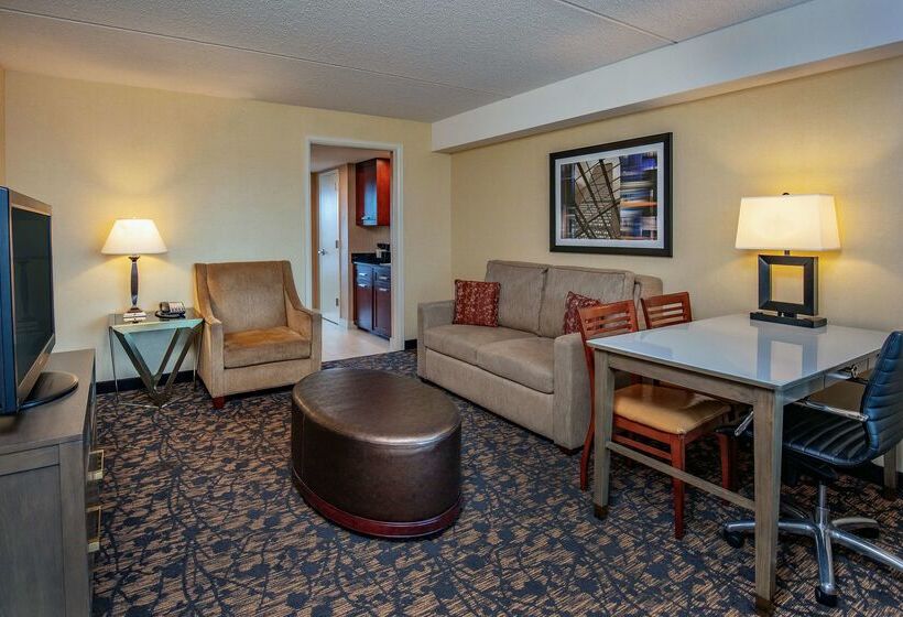 בית מלון כפרי Embassy Suites By Hilton Boston Waltham