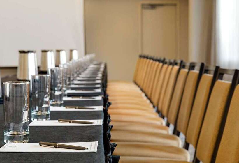 בית מלון כפרי Embassy Suites By Hilton Boston Waltham