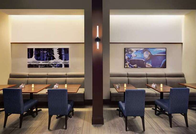 בית מלון כפרי Embassy Suites By Hilton Detroit Troy Auburn Hills