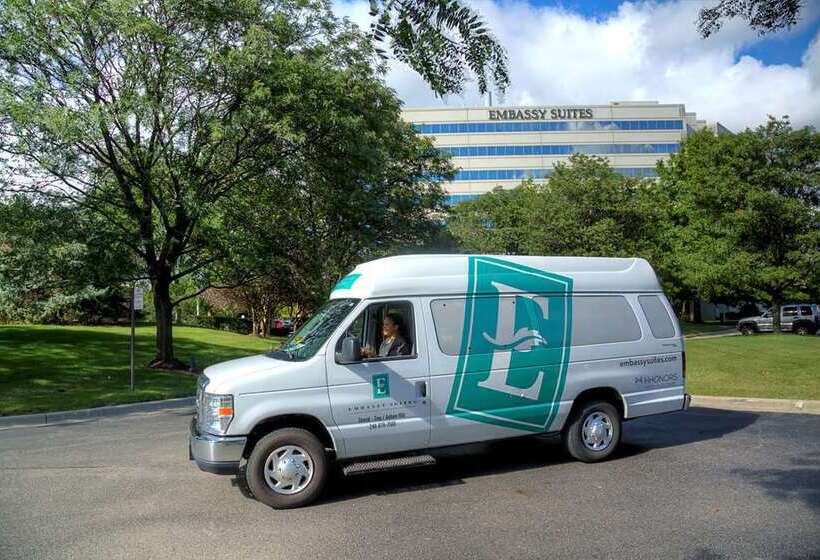 בית מלון כפרי Embassy Suites By Hilton Detroit Troy Auburn Hills