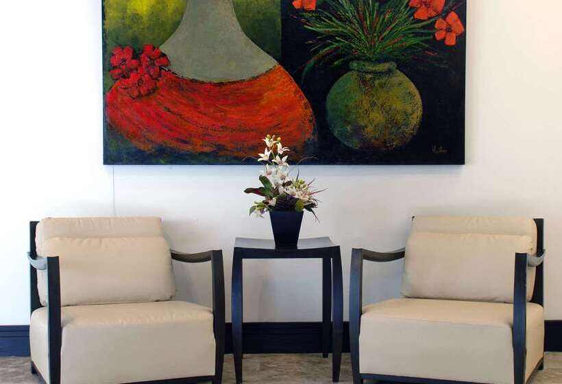 هتل Galleryone Doubletree Hilton Gc Turtle Cove