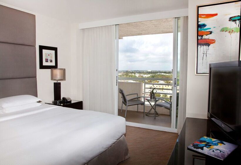 هتل Galleryone Doubletree Hilton Gc Turtle Cove