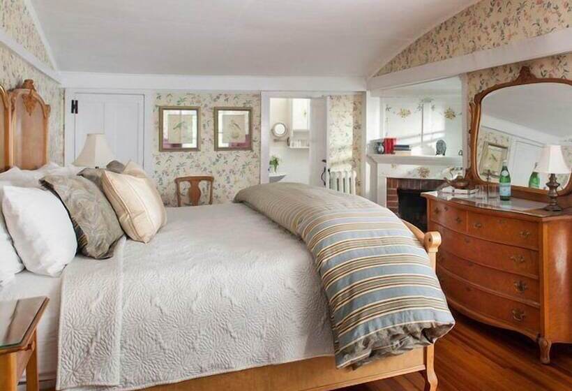 هتل Garden Gables Inn