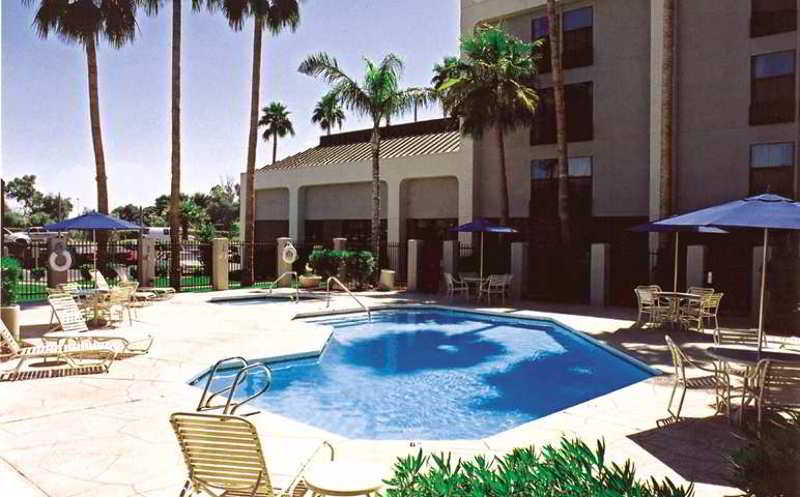 בית מלון כפרי Greentree Inn & Suites Phoenix Sky Harbor