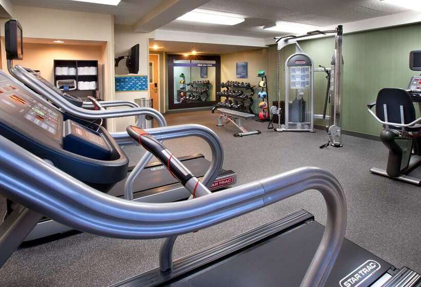 هتل Hampton Inn Alexandria/pentagon South