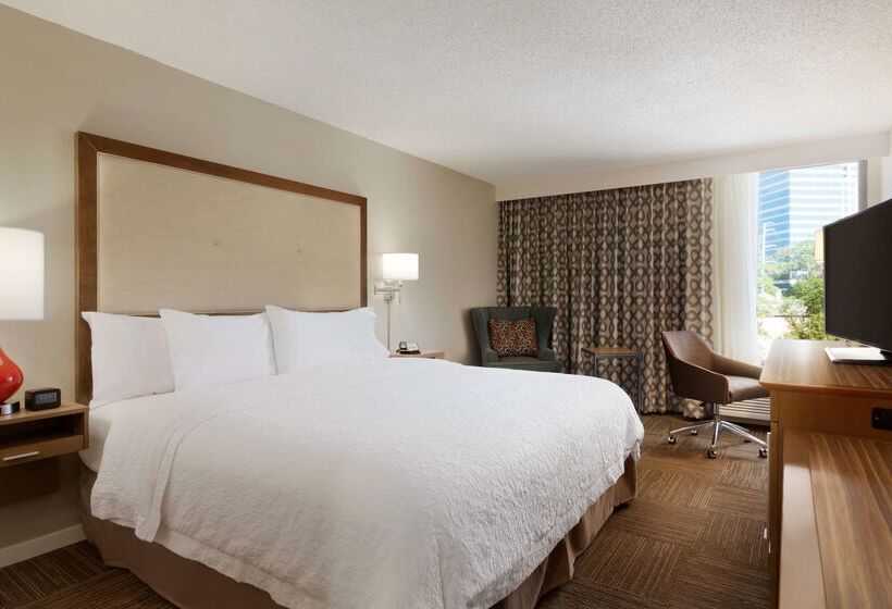 هتل Hampton Inn Atlantabuckhead