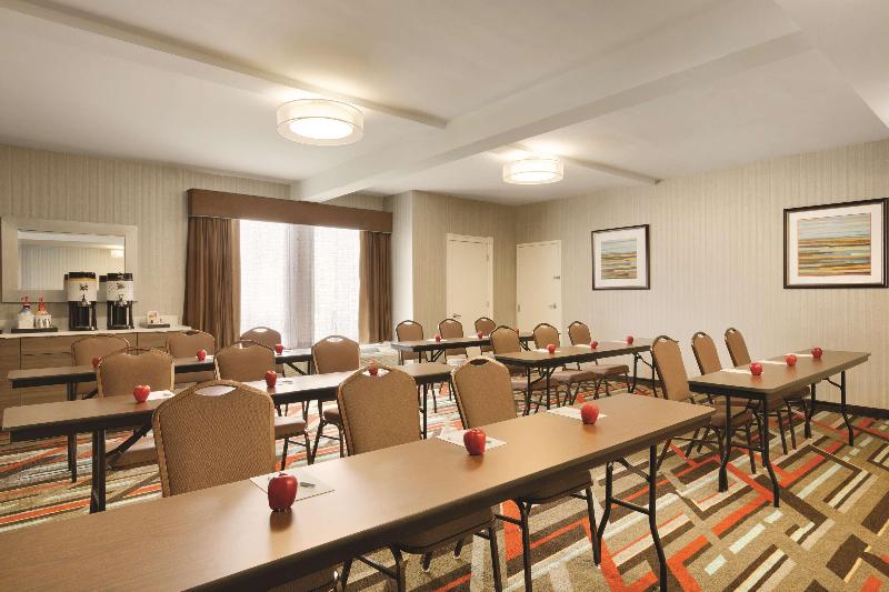 هتل Hampton Inn Atlantabuckhead