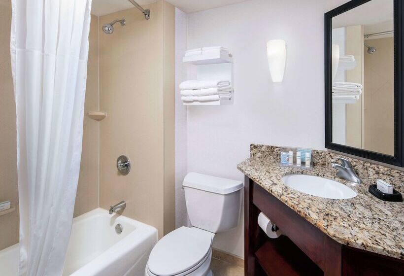 בית מלון כפרי Hampton Inn Austinnorth @ I35 & Hwy 183