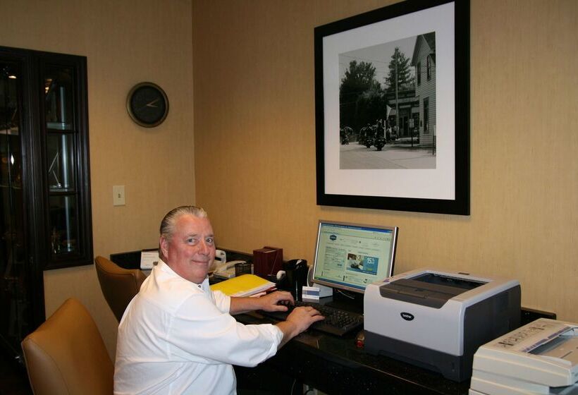 هتل Hampton Inn Dalton