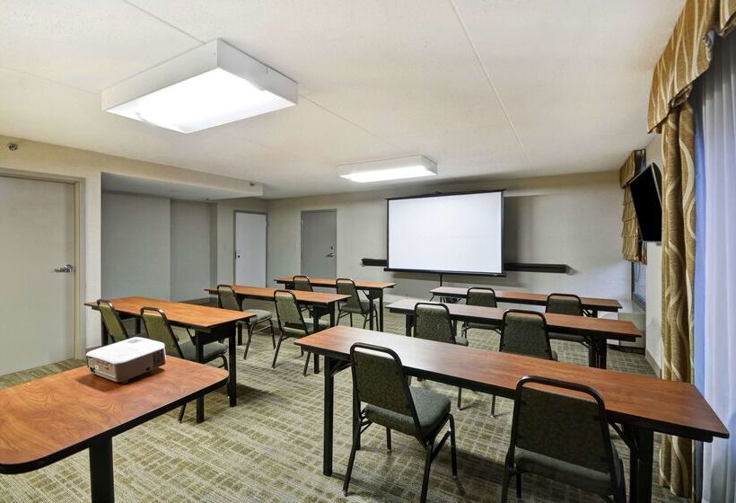 בית מלון כפרי Hampton Inn Detroit/madison Heights/south Troy