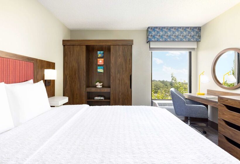 فندق Hampton Inn Long Island/islandia