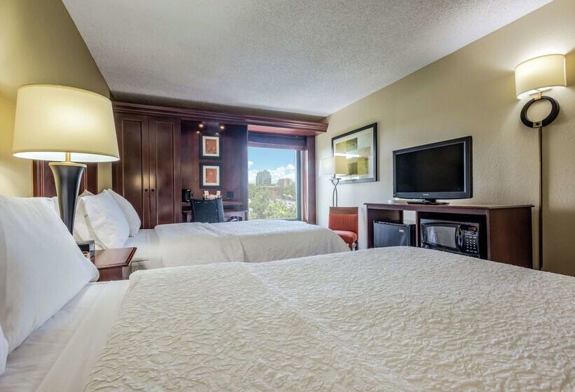 فندق Hampton Inn Tampainternational Airport/westshore