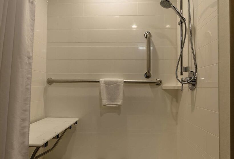 酒店 Hampton Inn Winchester University/mall Area