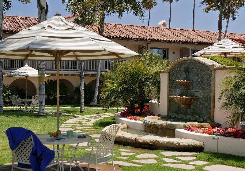 هتل Harbor View Inn