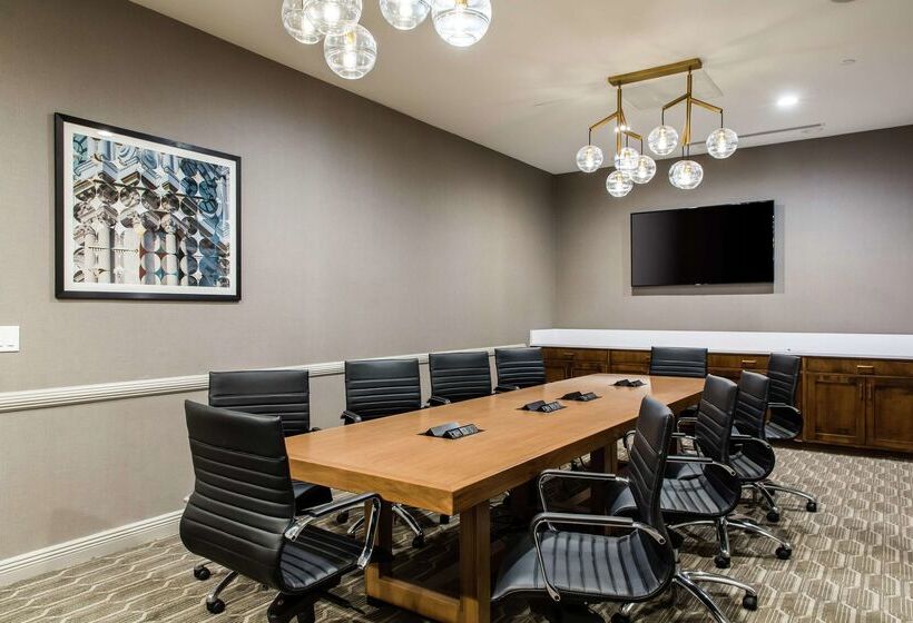 فندق Hilton Chicago/oak Lawn