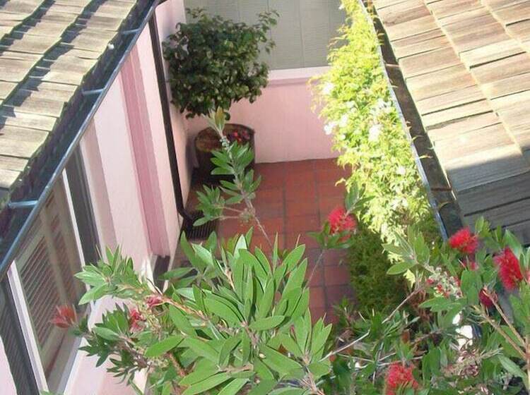 ホテル Hofsas House