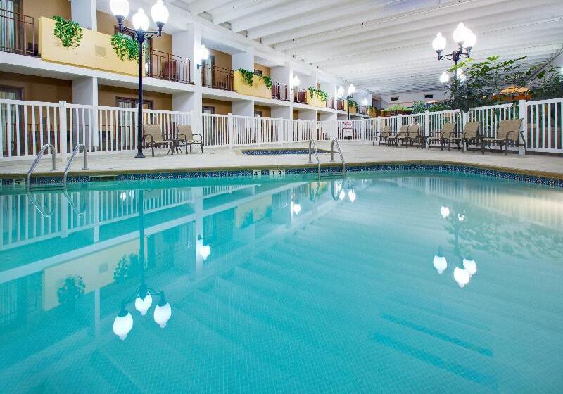 هتل Doubletree By Hilton Austin, Mn
