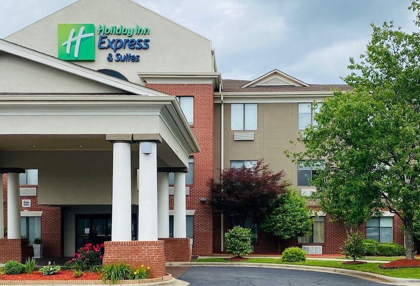 호텔 Holiday Inn Express & Suites Reidsville, An Ihg