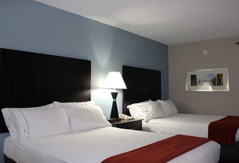 Отель Holiday Inn Express Forsyth, An Ihg