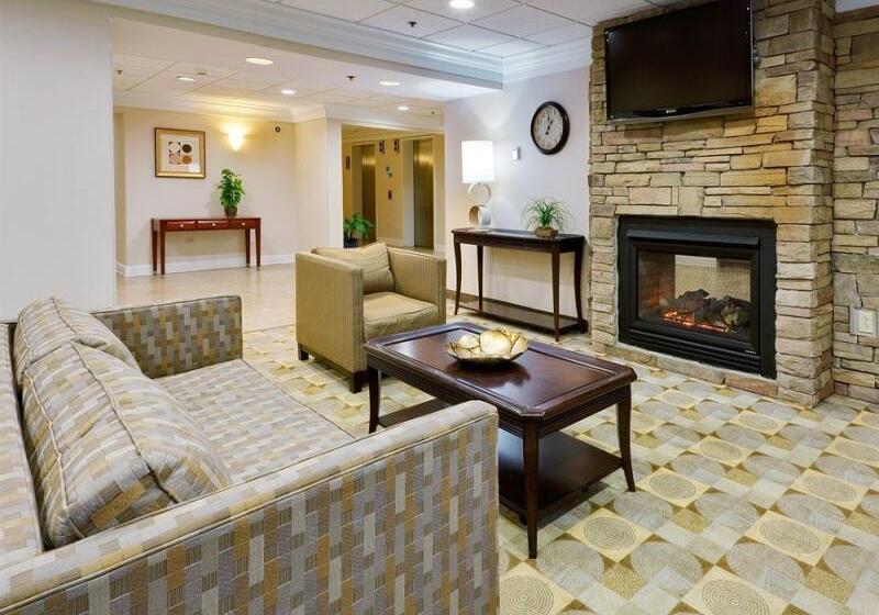 فندق Holiday Inn Express Wilkes Barre East, An Ihg