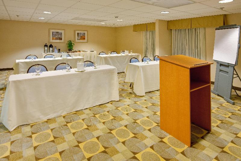 فندق Holiday Inn Express Wilkes Barre East, An Ihg