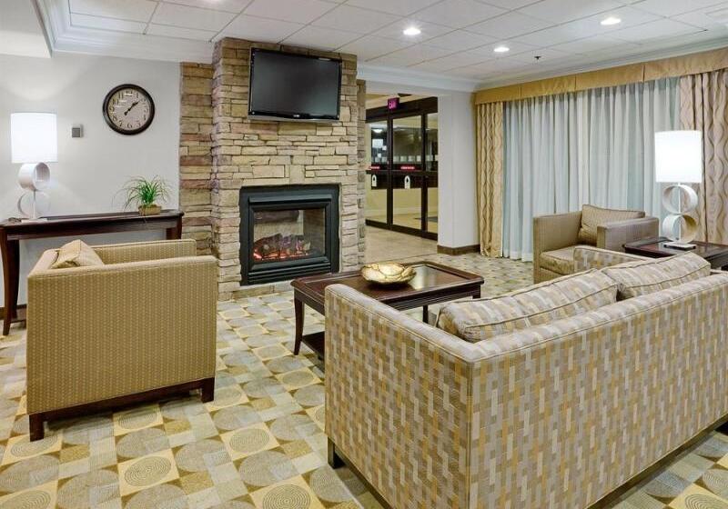 فندق Holiday Inn Express Wilkes Barre East, An Ihg