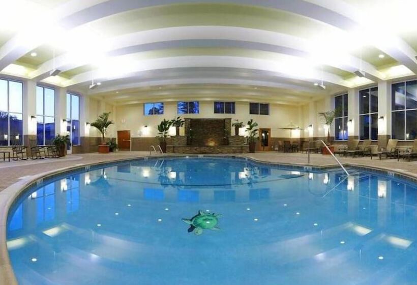 هتل Holiday Inn Resort Lake George, An Ihg