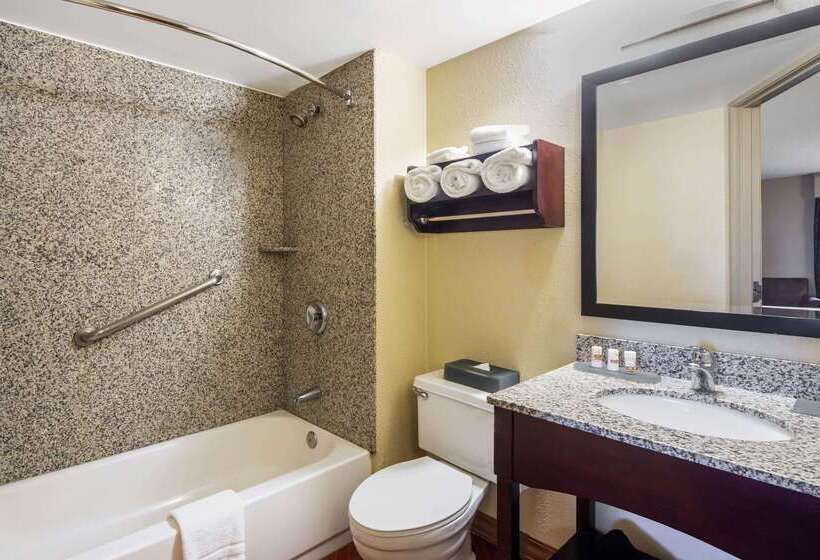 فندق La Quinta By Wyndham Oakland Airport Coliseum
