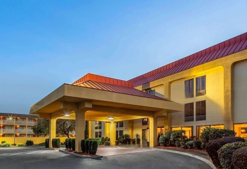 فندق La Quinta By Wyndham Oakland Airport Coliseum