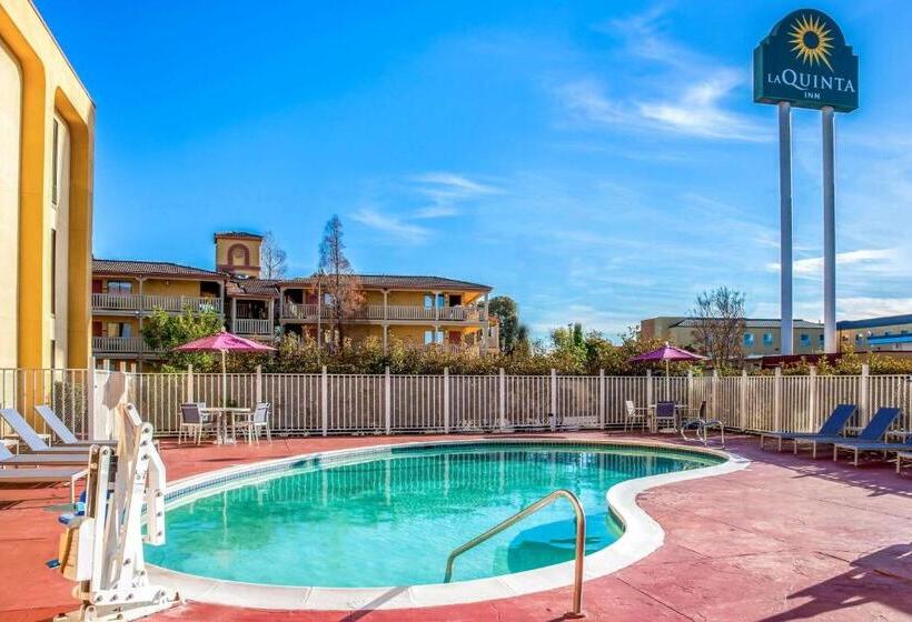 فندق La Quinta By Wyndham Oakland Airport Coliseum