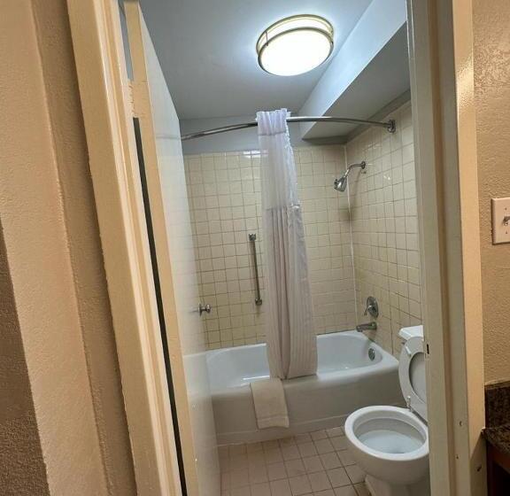 בית מלון כפרי Lanett Inn