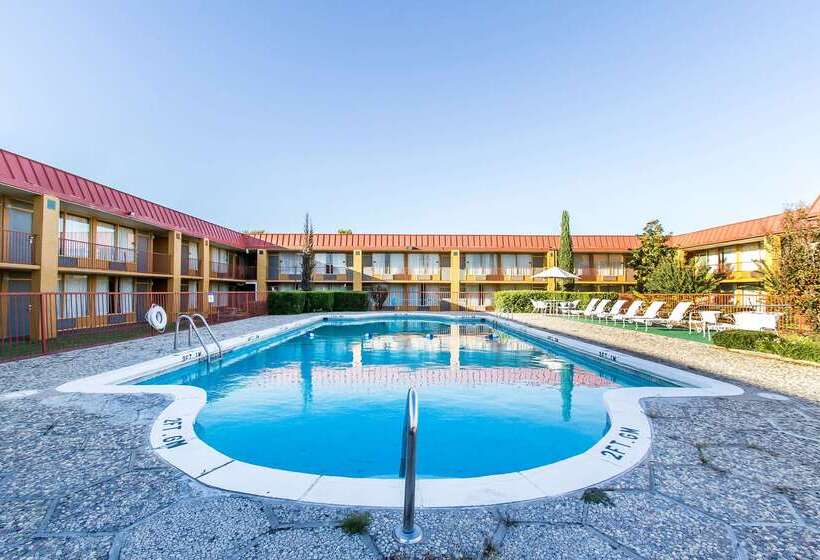 فندق Quality Inn Ada Near University