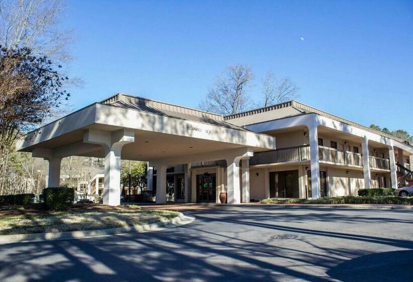 ホテル Quality Inn Chapel Hill  University Area
