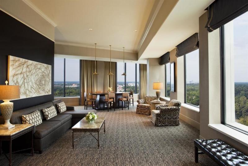 هتل Sheraton Greensboro