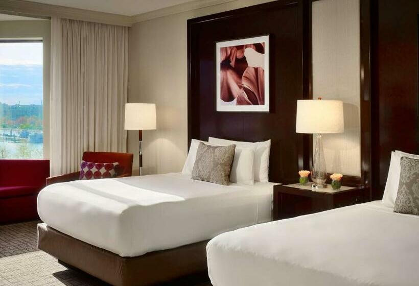 هتل The Royal Sonesta Harbor Court Baltimore