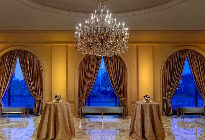 هتل The Royal Sonesta Harbor Court Baltimore