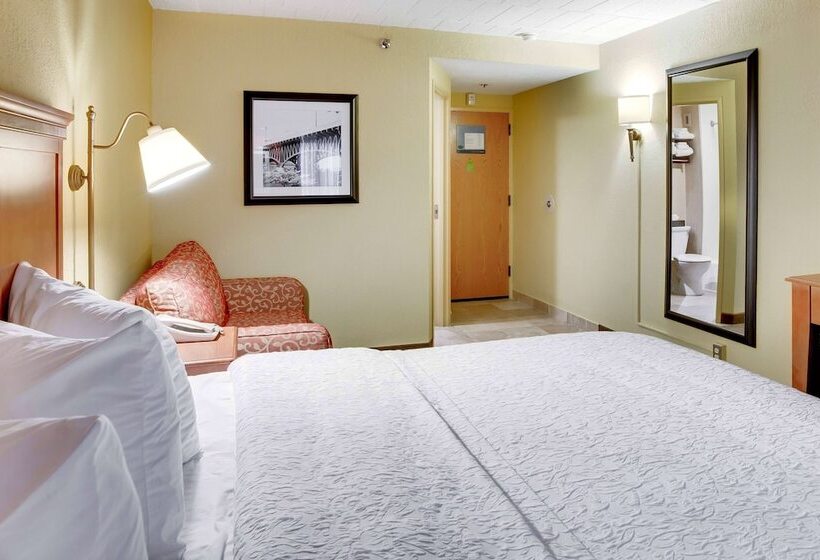 בית מלון כפרי Wingate By Wyndham Cranberry