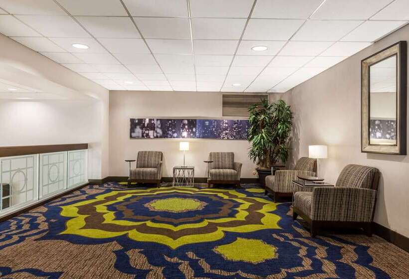 ホテル Courtyard By Marriott Pittsburgh University Center