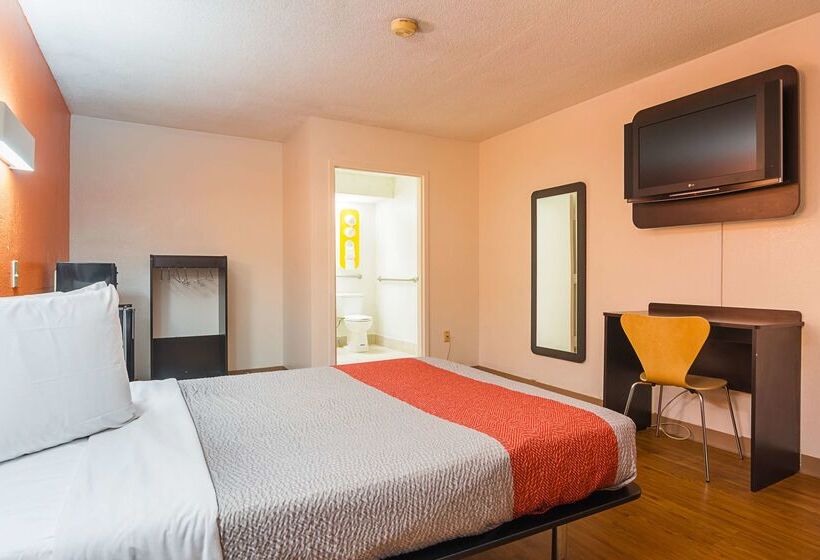 Motel 6newnan, Ga
