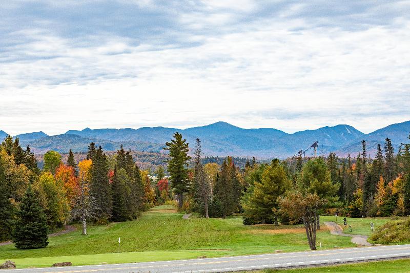 منتجع Crowne Plaza Lake Placid, An Ihg