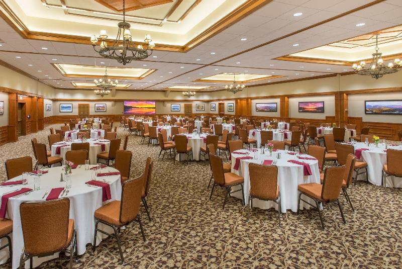 منتجع Crowne Plaza Lake Placid, An Ihg