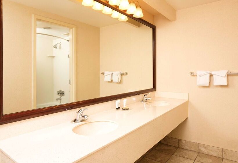 استراحتگاه Red Lion Hotel And Conference Center St. George