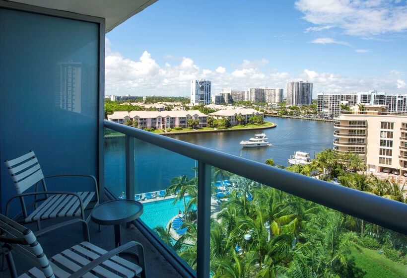 Doubletree Resort By Hilton Hollywood Beach