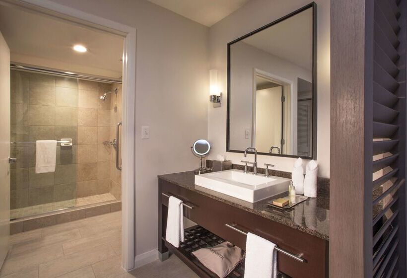 Doubletree Resort By Hilton Hollywood Beach