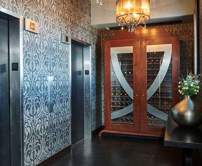 هتل Alex Johnson Rapid City Curio Collection By Hilton