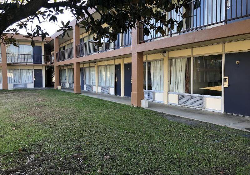 ホテル Americas Best Value Inn Wilson