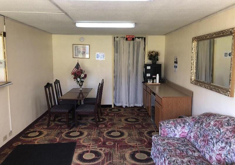 ホテル Americas Best Value Inn Wilson