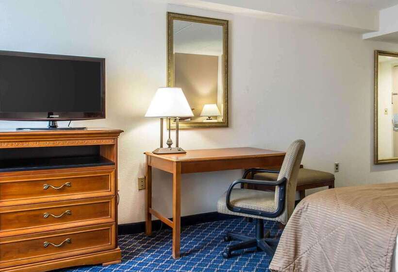 Clarion Hotel & Conference Center