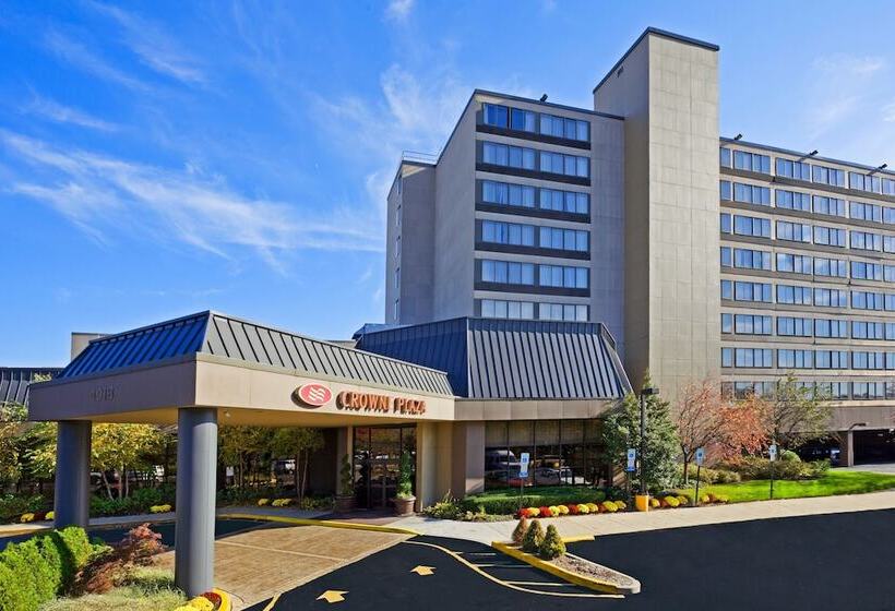Отель Crowne Plaza Englewood, An Ihg