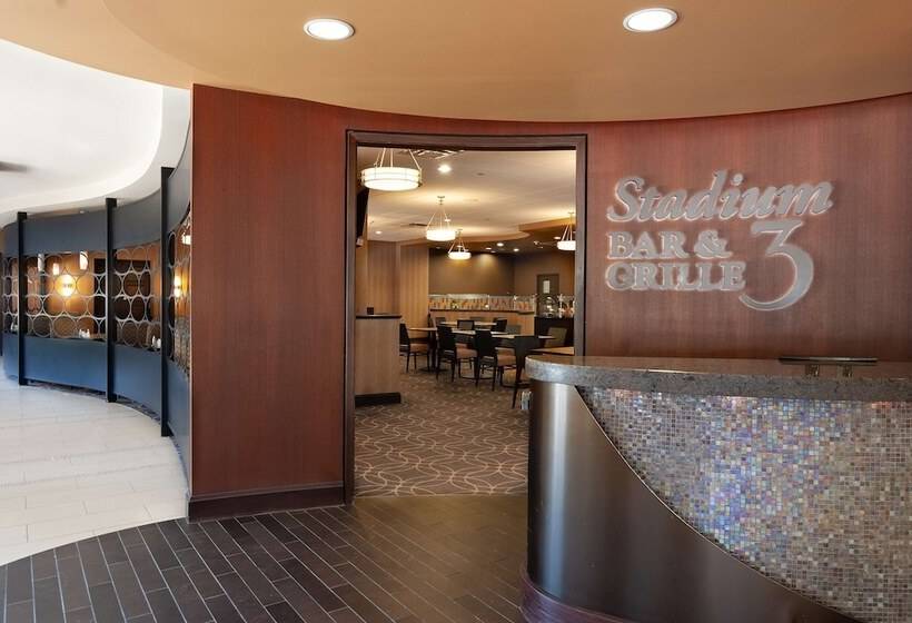 Doubletree By Hilton Hotel Cleveland Downtown   Lakeside